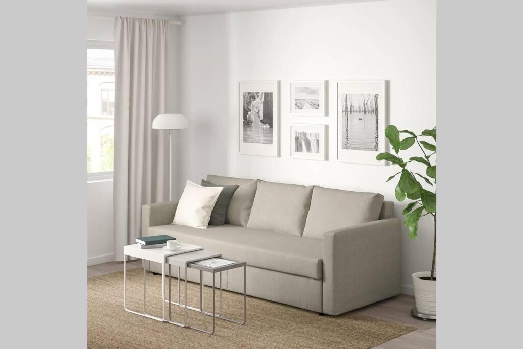 Eg Rechts -Wunderschone 80M² Grosse 3-Zimmer City Wohnung Nahe Salzburg Freilassing Exterior photo
