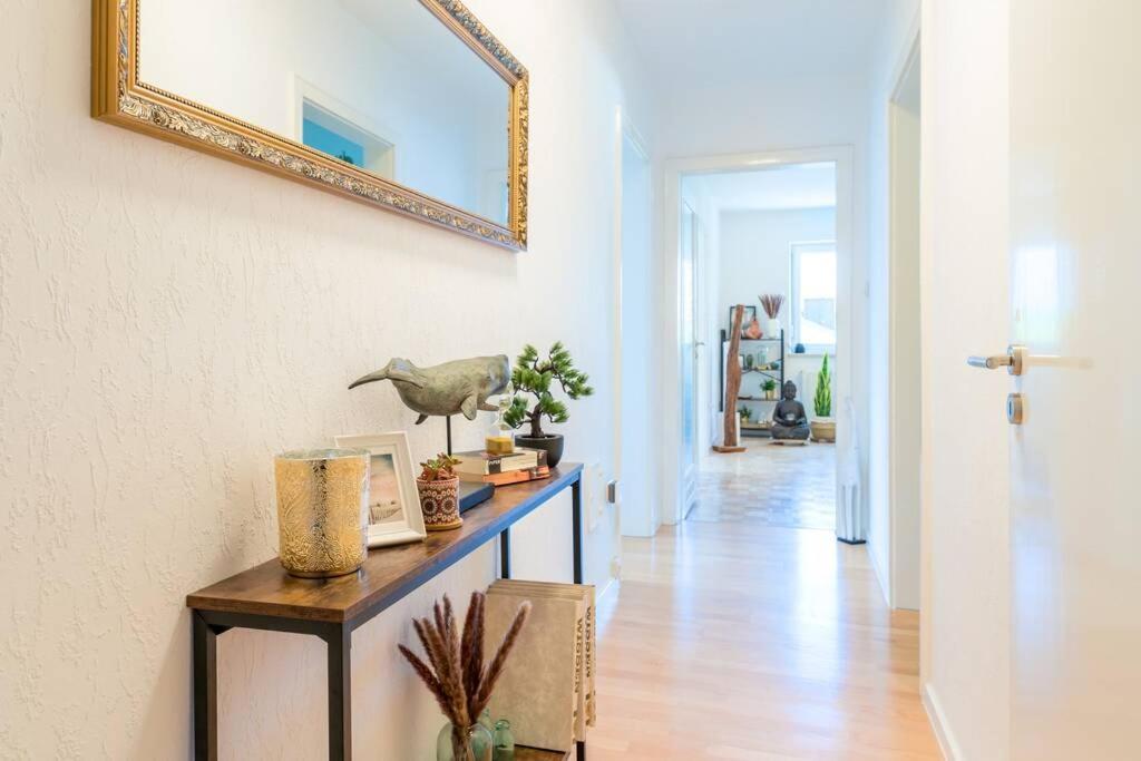 Eg Rechts -Wunderschone 80M² Grosse 3-Zimmer City Wohnung Nahe Salzburg Freilassing Exterior photo